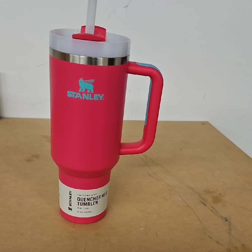 Stanley Vibrant Pink Quencher Tumbler - Picture 2 of 3